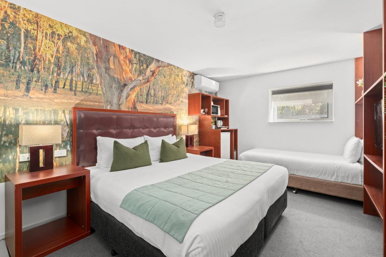 Grand Hotel And Studios Wyong Zewnętrze zdjęcie
