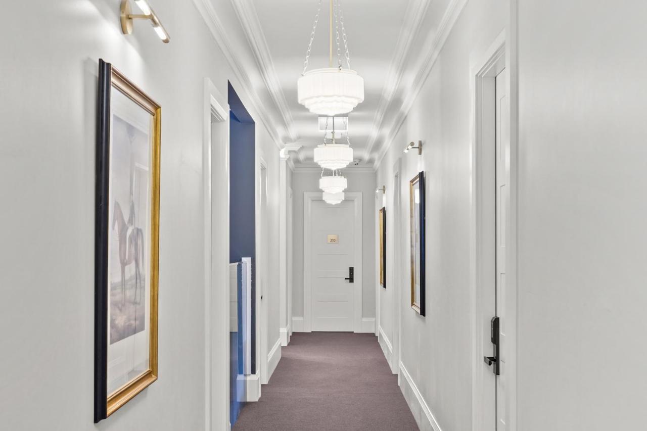 Grand Hotel And Studios Wyong Zewnętrze zdjęcie