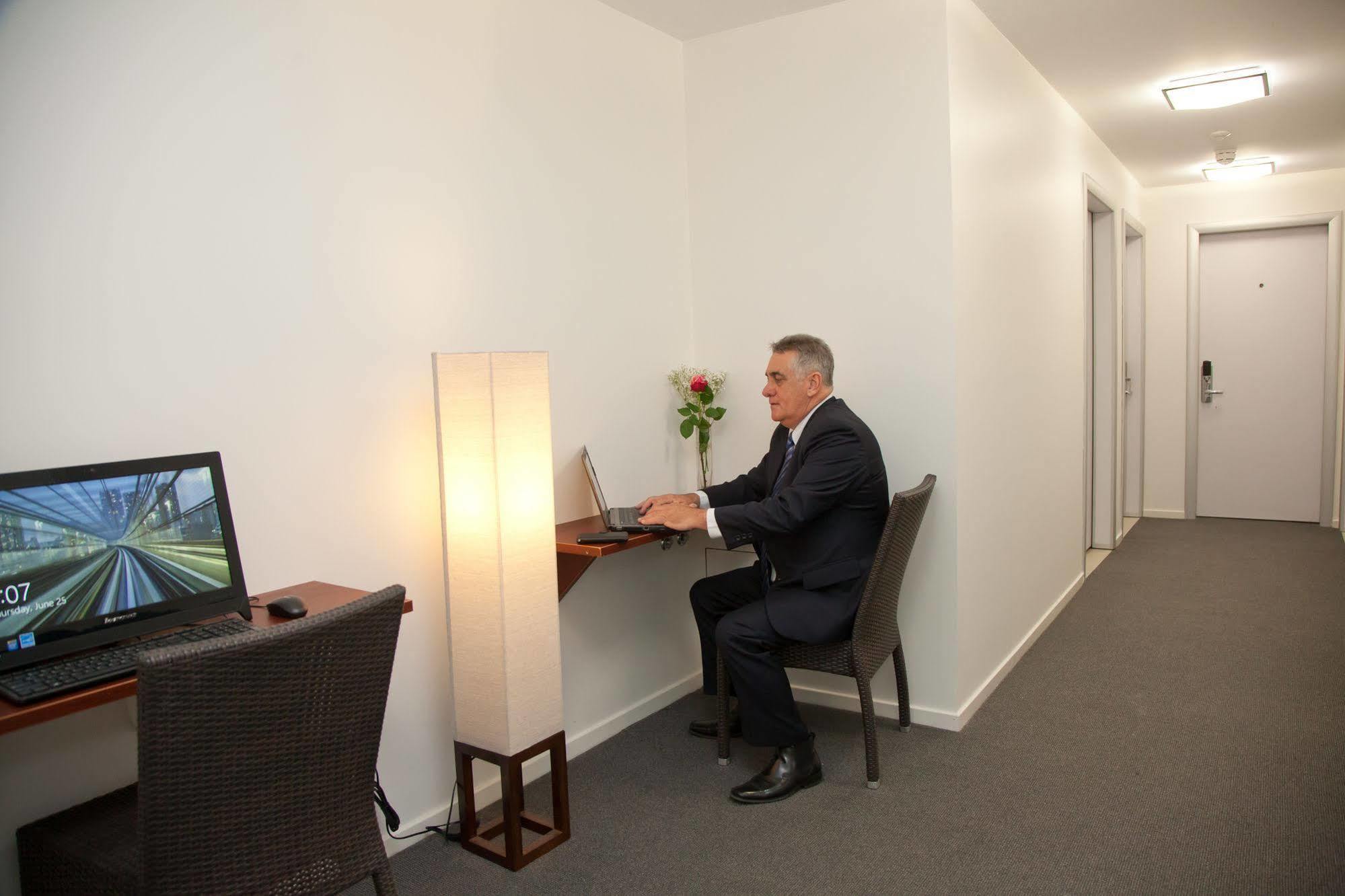 Grand Hotel And Studios Wyong Zewnętrze zdjęcie